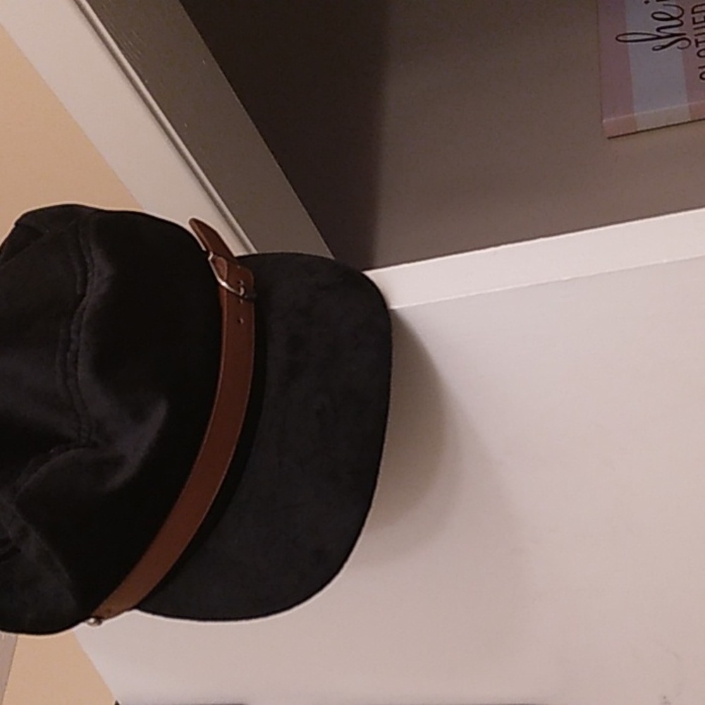 Hat - Picture 2 of 3